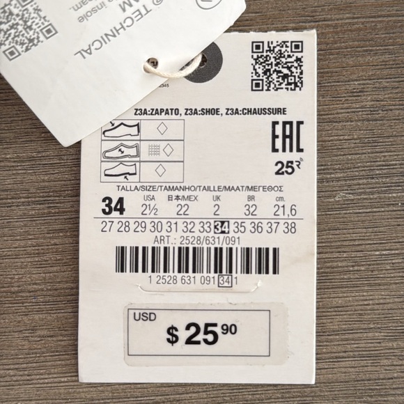 ZARA GOLD MARY JANES - Picture 8 of 8